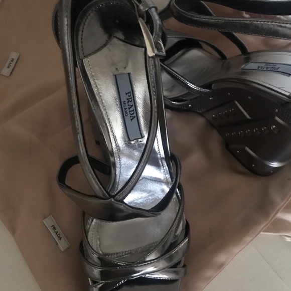 Prada silver platforms - Picture 3 of 5